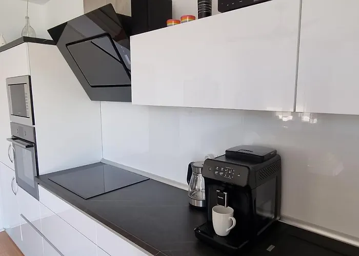 Modern Sea View Penthouse - On The アパート *