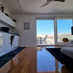 Modern Sea View Penthouse - On The Apartamento